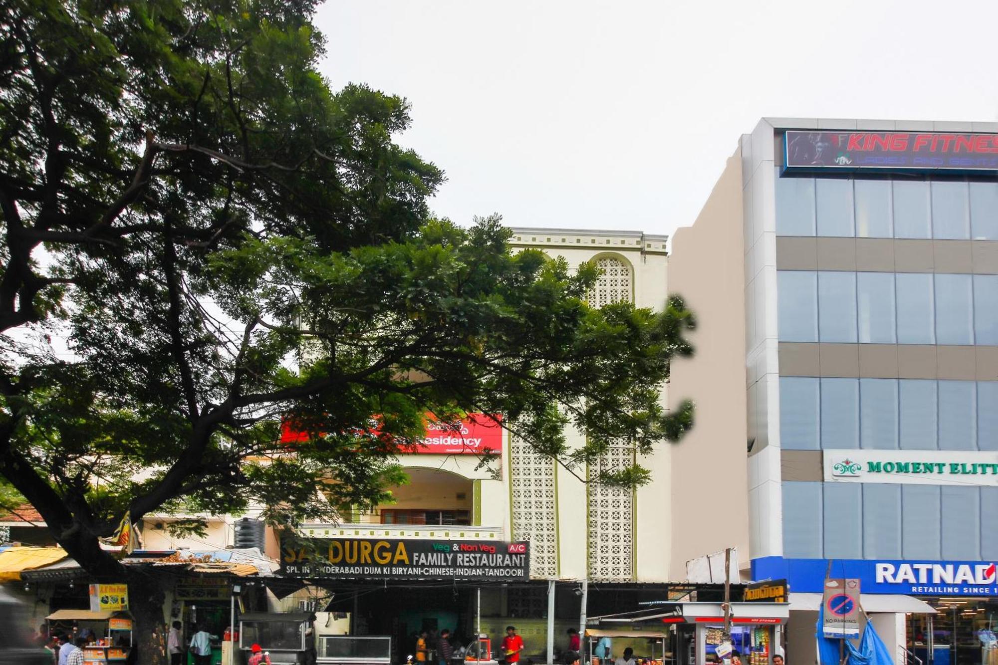 Hotel O Sai Residency Near Sr Nagar Metro Station Hyderabad Exterior photo